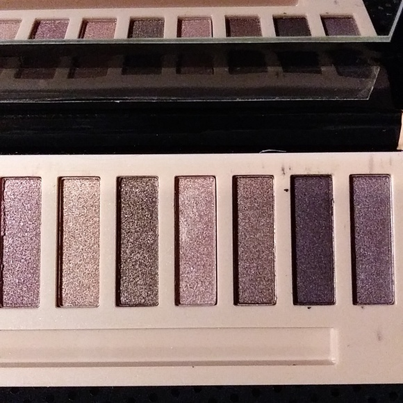 L.A. Girl NUDES Eyeshadow Collection New! 12 Shades! - Picture 8 of 8